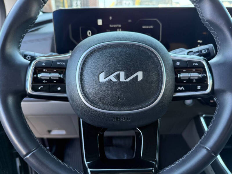 2025 Kia Carnival Hybrid SX