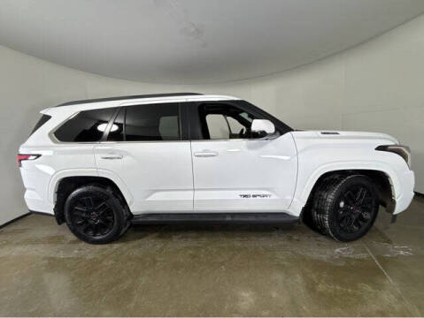 2025 Toyota Sequoia SR5