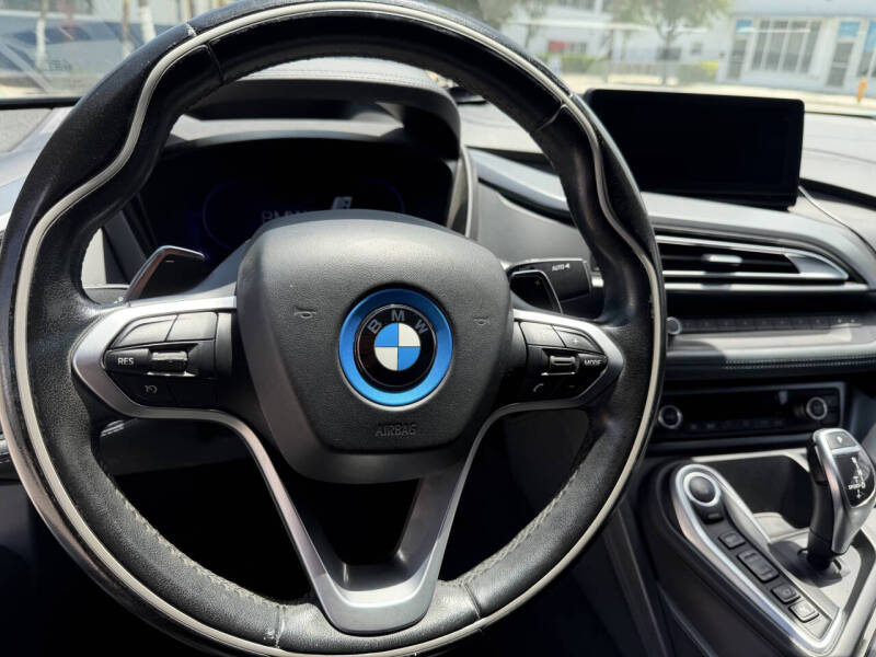 2016 BMW i8