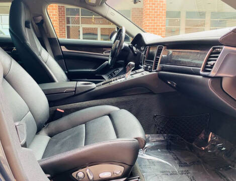 2011 Porsche Panamera