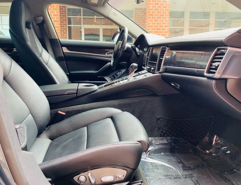 2011 Porsche Panamera