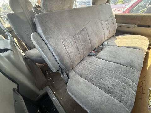 2003 Chevrolet Astro