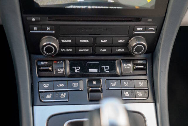 2018 Porsche 911 22