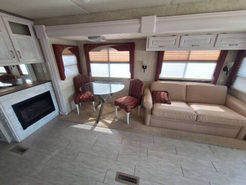 2008 Newmar Ventana 3933