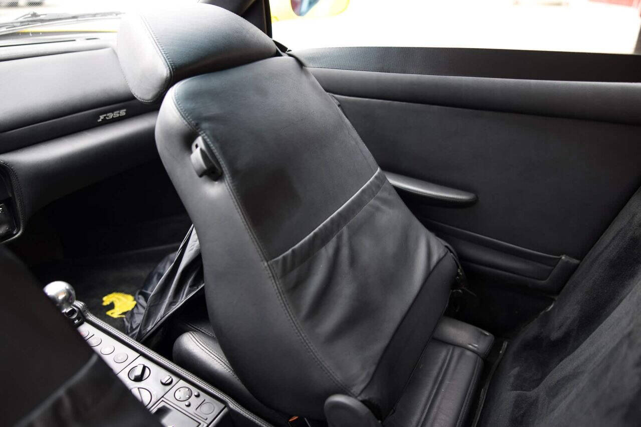 1995 Ferrari F355 71