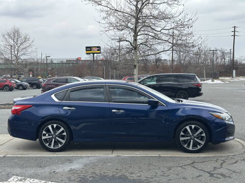 2016 Nissan Altima 2.5 SR