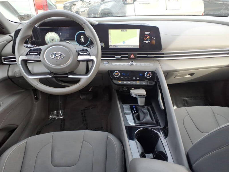 2023 Hyundai Elantra