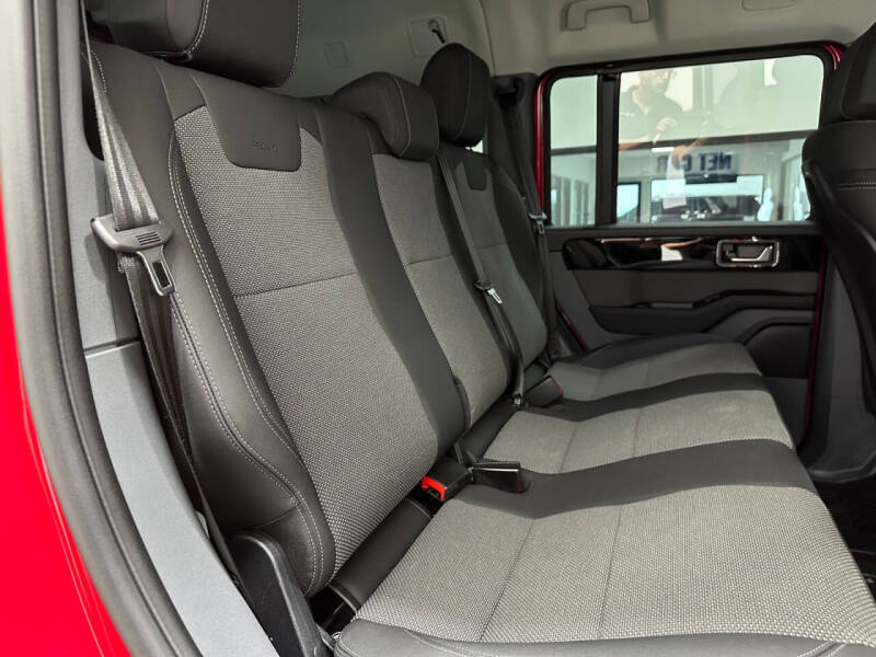 2025 Ineos Grenadier