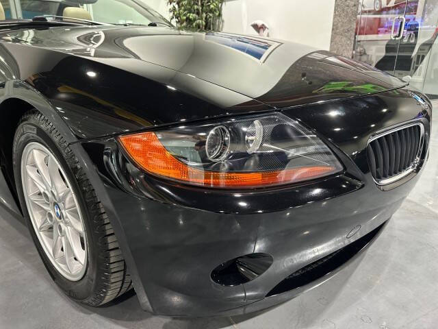 2003 BMW Z4 2.5i