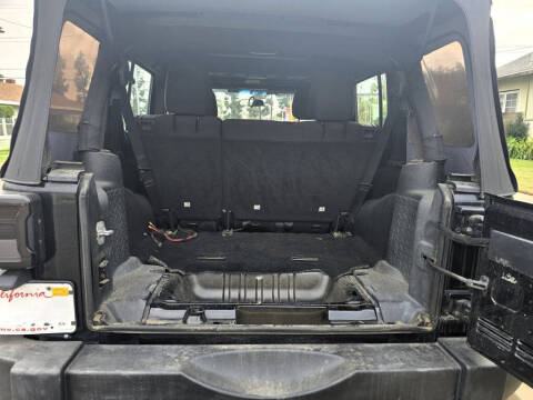 2015 Jeep Wrangler Unlimited Sport