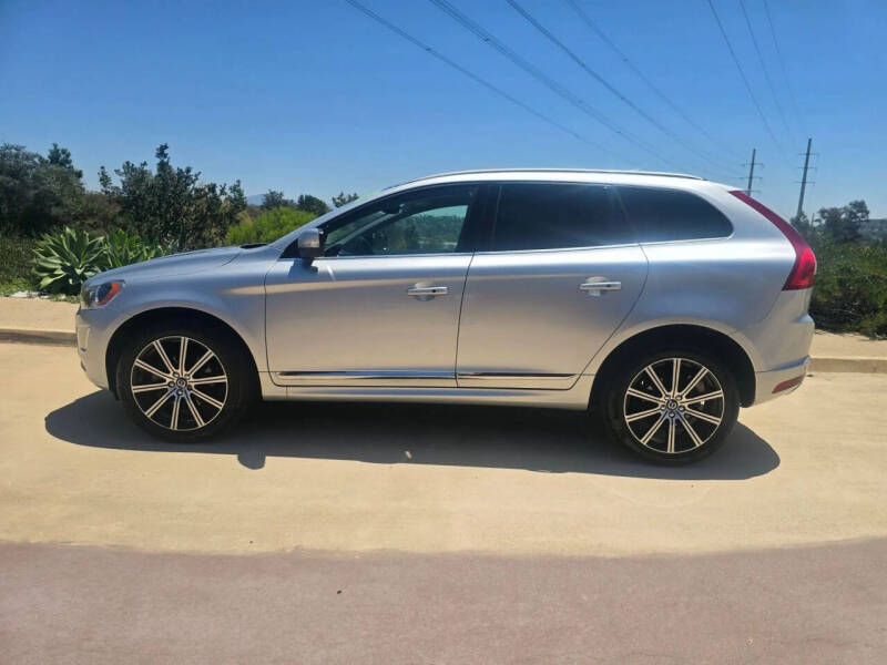 2016 Volvo XC60 T5 Drive-E Premier