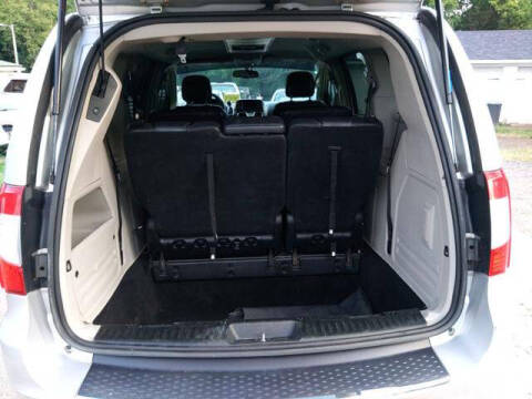 2011 Chrysler Town and Country Touring-L