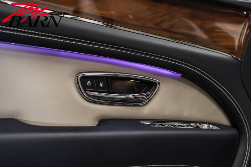 2021 Bentley Bentayga V8