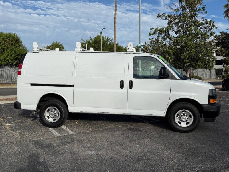 2023 Chevrolet Express 2500