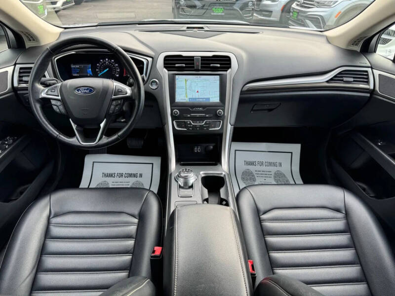 2020 Ford Fusion SEL