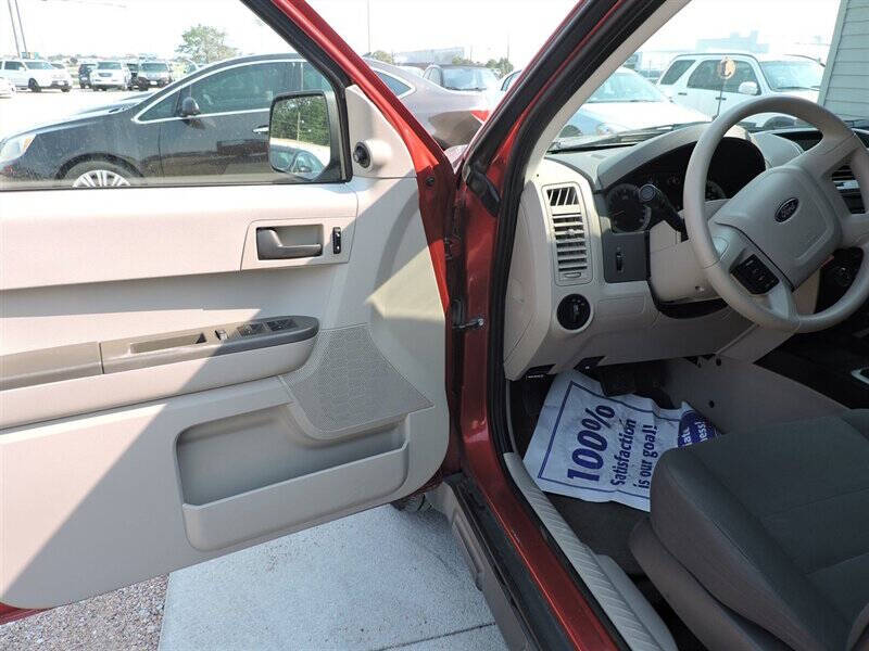 2009 Ford Escape XLS