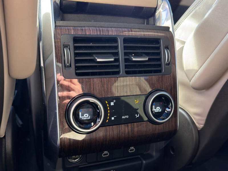 2022 Land Rover Range Rover Sport HSE Silver Edition