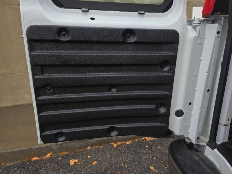 2024 GMC Savana 2500
