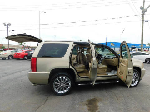 2011 Cadillac Escalade Luxury