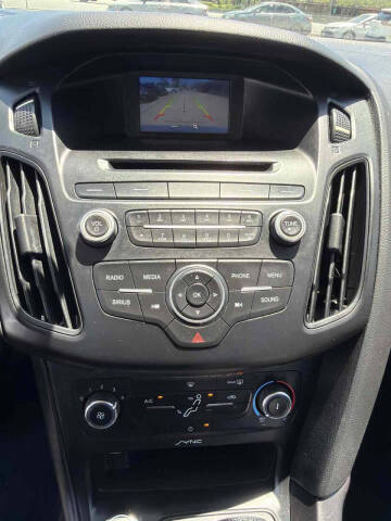 2017 Ford Focus SE