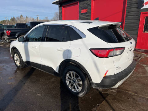 2020 Ford Escape SE
