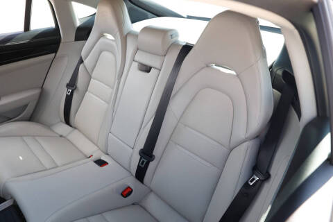 2020 Porsche Panamera