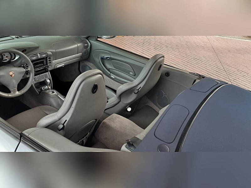 2004 Porsche 911
