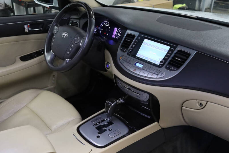 2010 Hyundai Genesis 4.6L V8