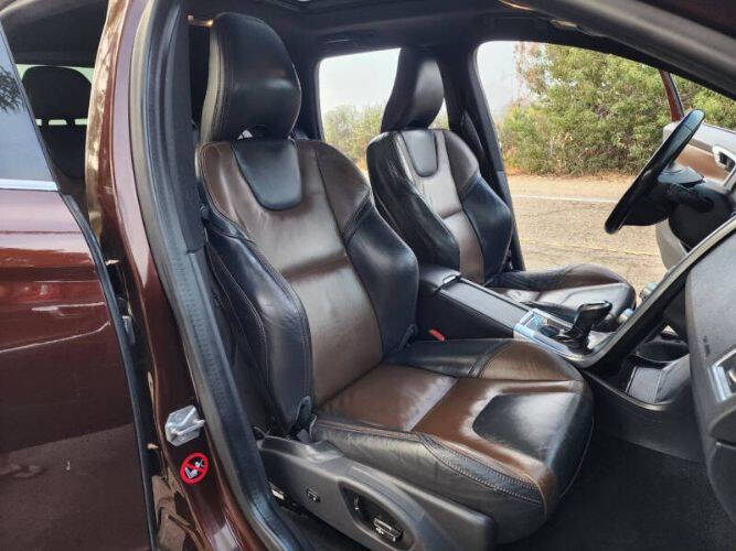 2015 Volvo XC60