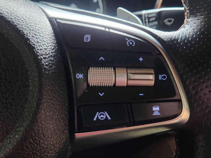 2022 Genesis G70