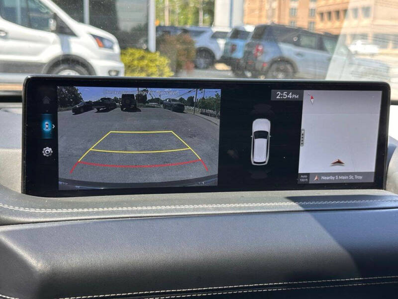 2024 Genesis GV80 2.5T