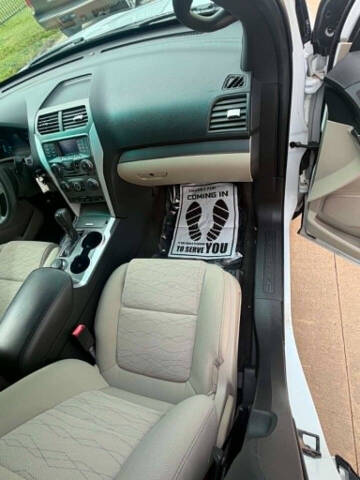 2015 Ford Explorer