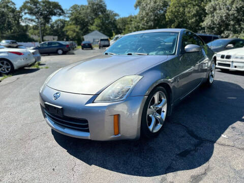 2007 Nissan 350Z for sale at SOUTH SHORE AUTO GALLERY, INC. in Abington MA