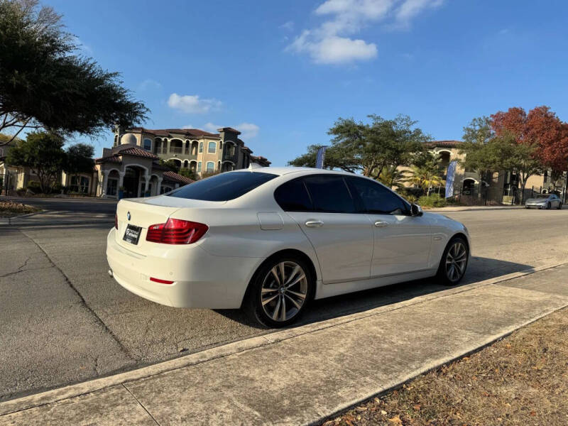 2016 BMW 5 Series 528i