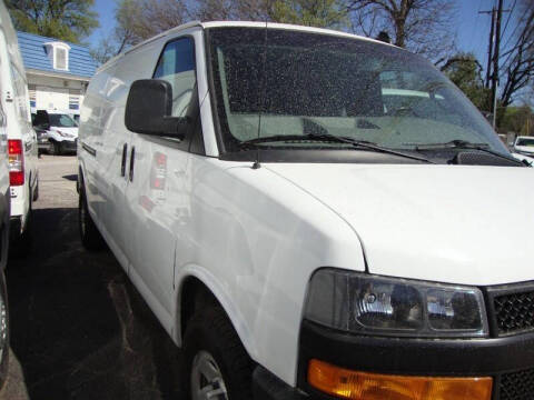 2023 Chevrolet Express 2500