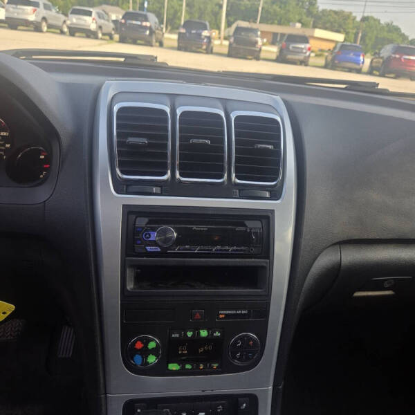 2011 GMC Acadia SLE