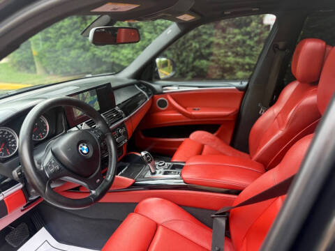 2011 BMW X5 M