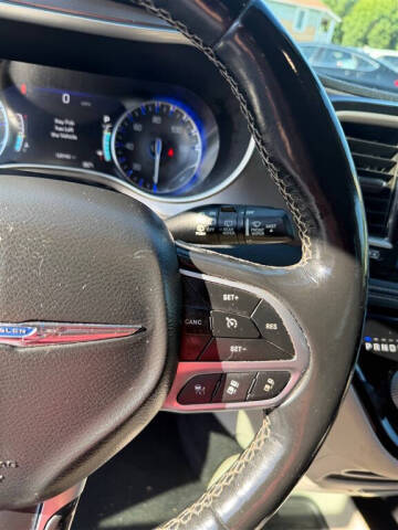 2021 Chrysler Pacifica Touring L