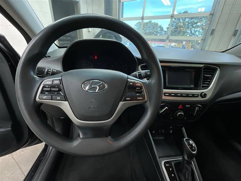 2019 Hyundai Accent SE