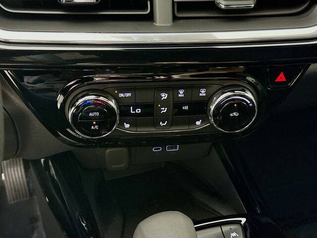 2026 Chevrolet Trax RS - Photo 17
