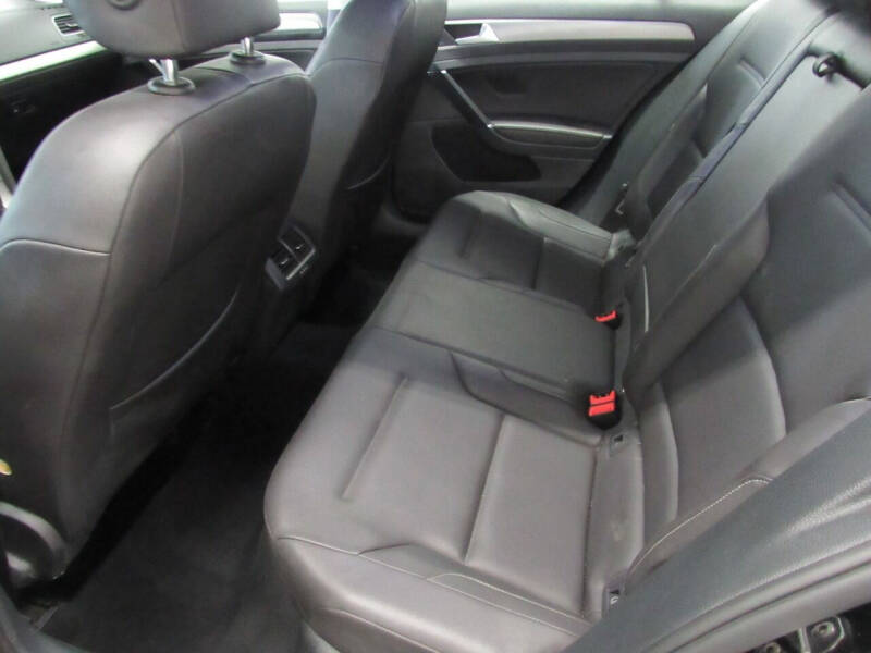 2015 Volkswagen Golf TSI S