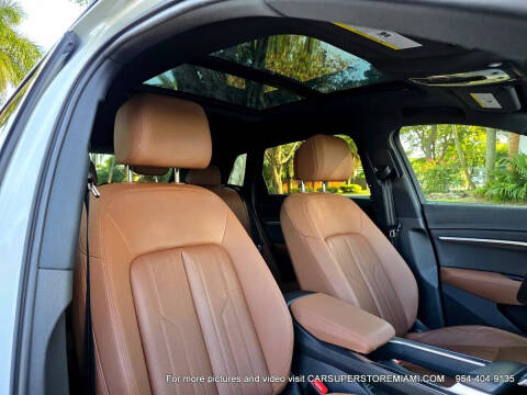 2021 Audi e-tron quattro Premium