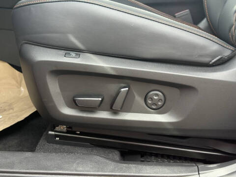 2025 Mitsubishi Outlander PHEV