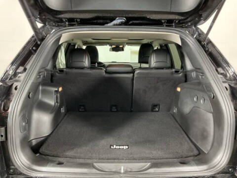 2017 Jeep Cherokee Overland