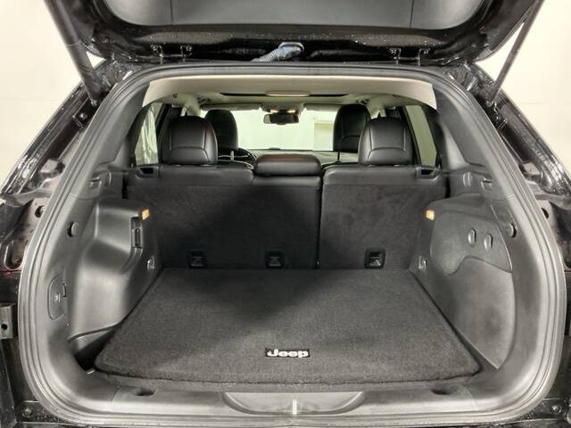 2017 Jeep Cherokee Overland