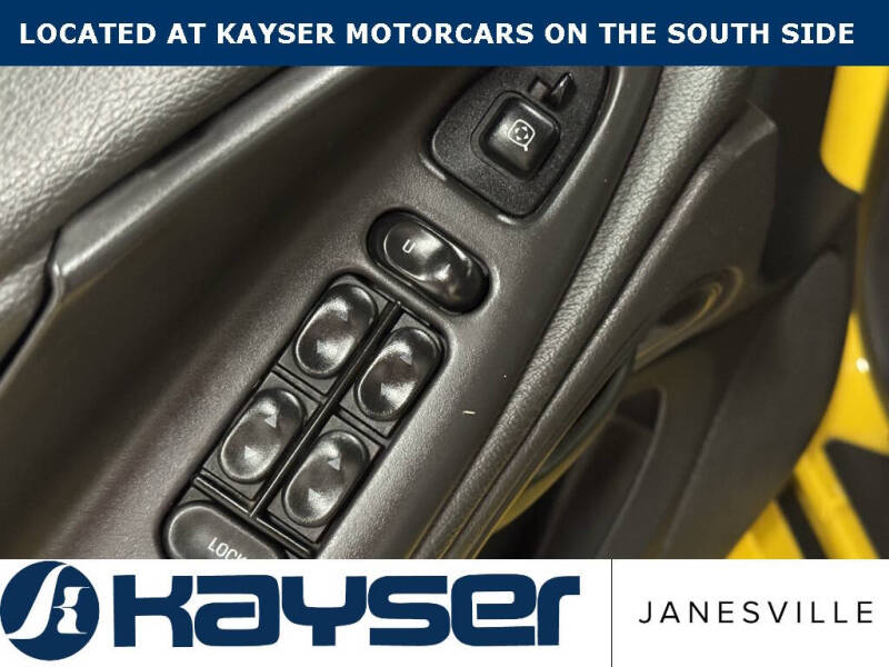 2004 Ford Mustang GT Deluxe