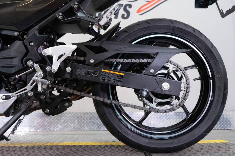 2023 Kawasaki Ninja 400 ABS