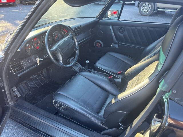 1991 Porsche 911 Carrera 2