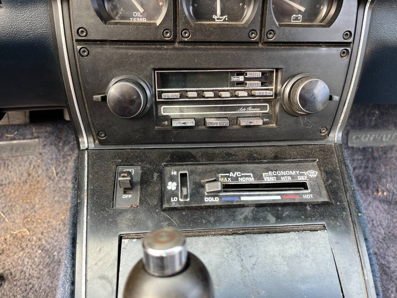 1981 Chevrolet Corvette 33