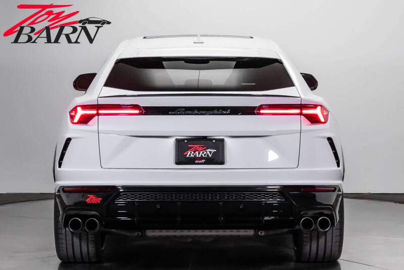 2022 Lamborghini Urus